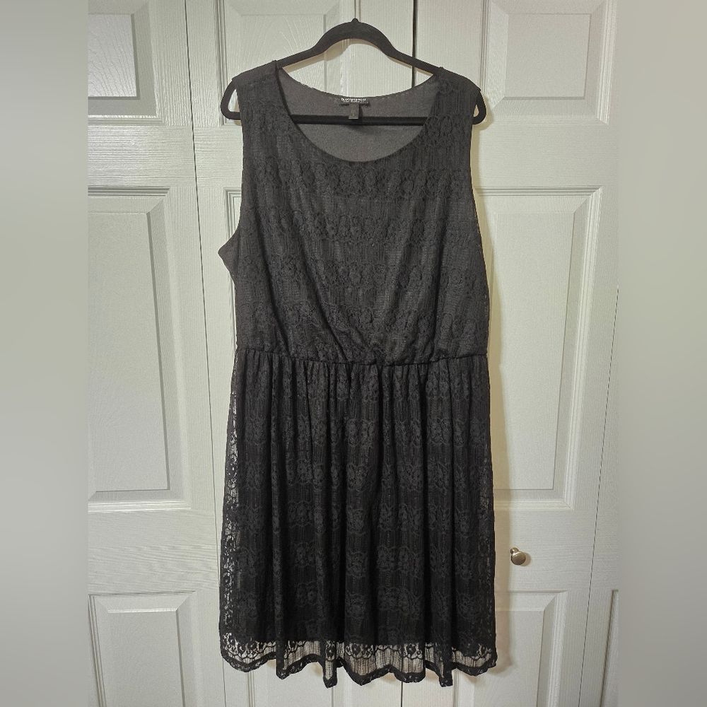 Black Sleeveless Lace Dress, Size 1X, Excellent Condition, Blooming Rose